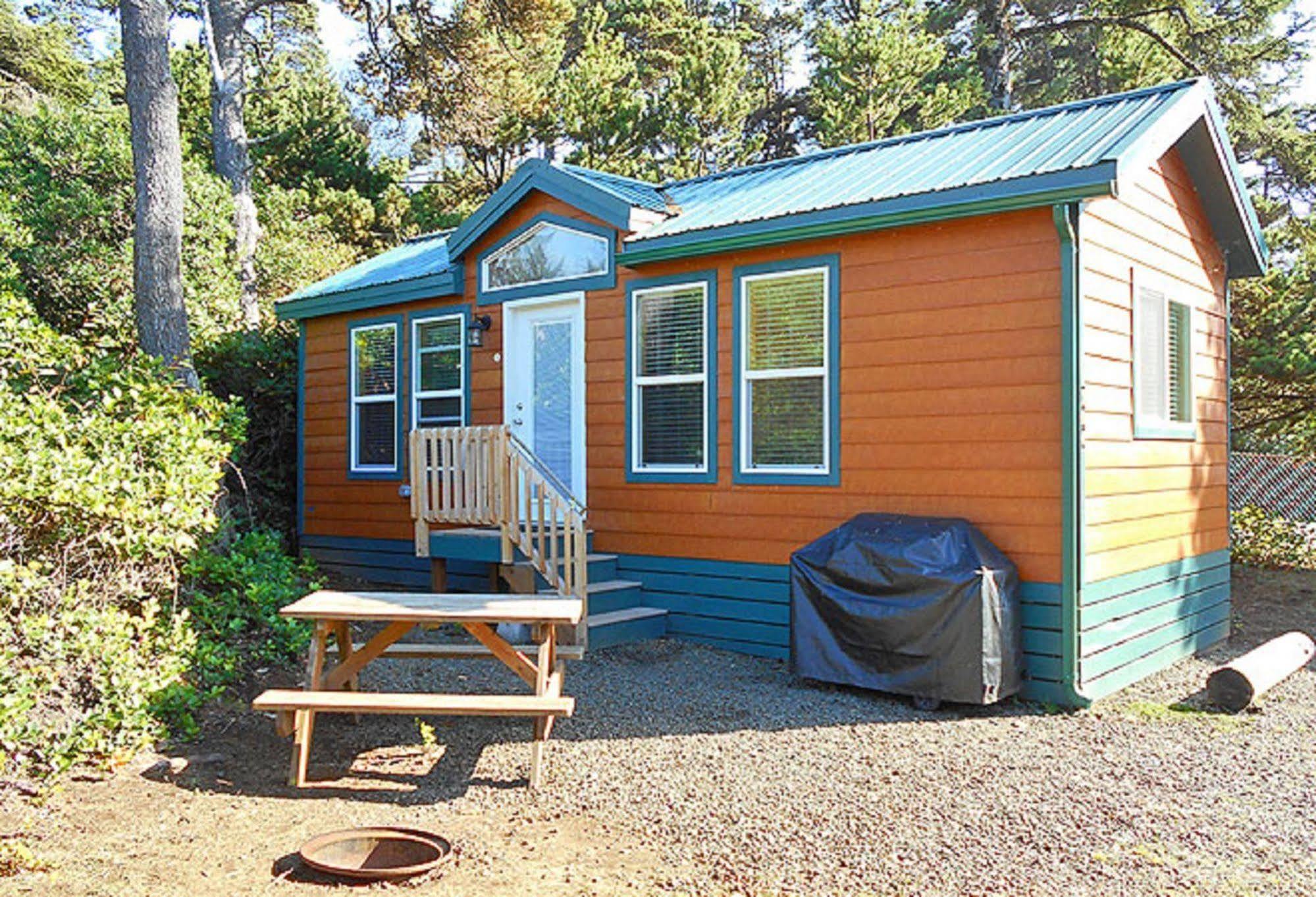 Whaler'S Rest Rv & Camping Resort Holiday Beach Exterior photo