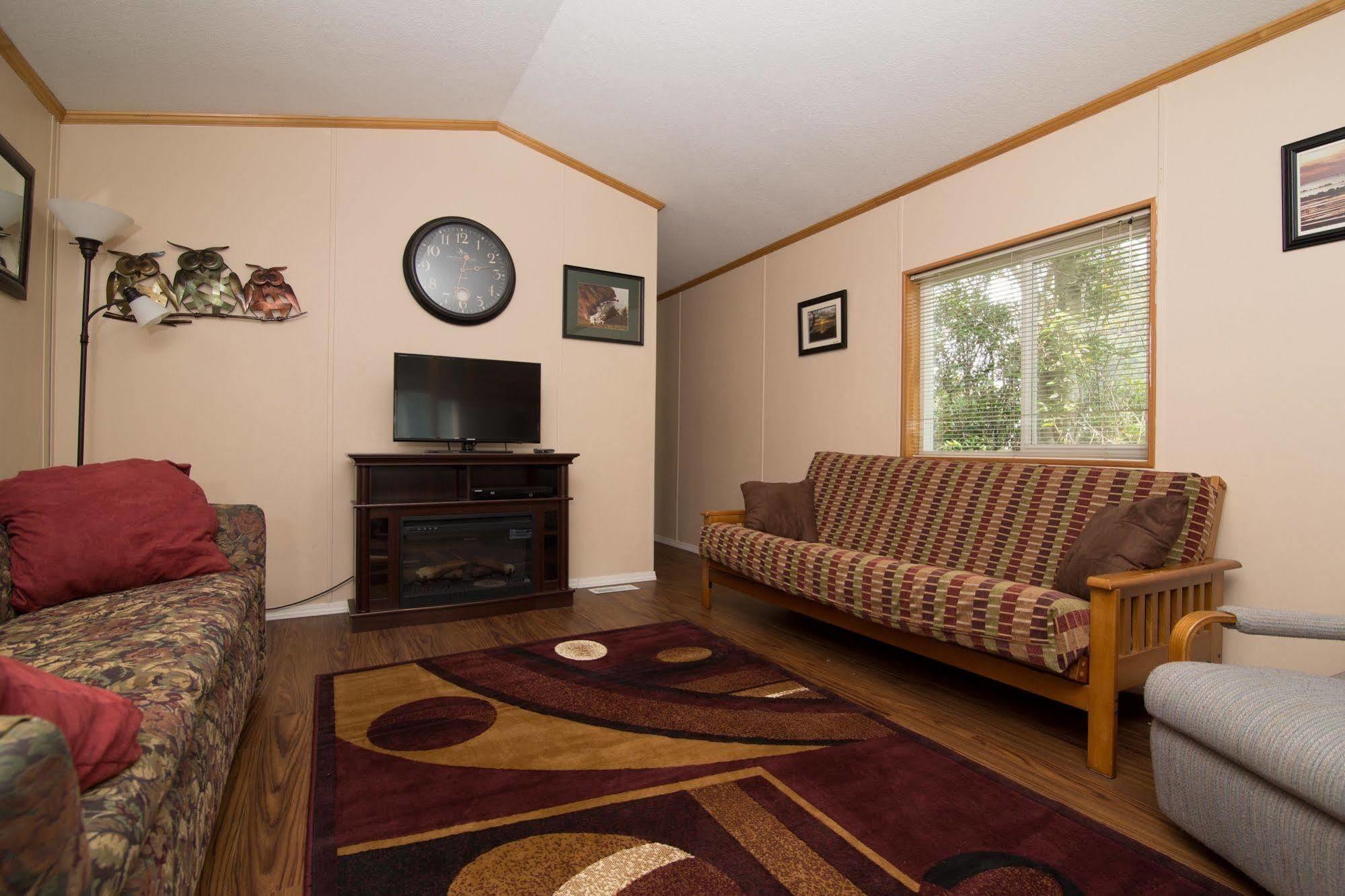 Whaler'S Rest Rv & Camping Resort Holiday Beach Exterior photo