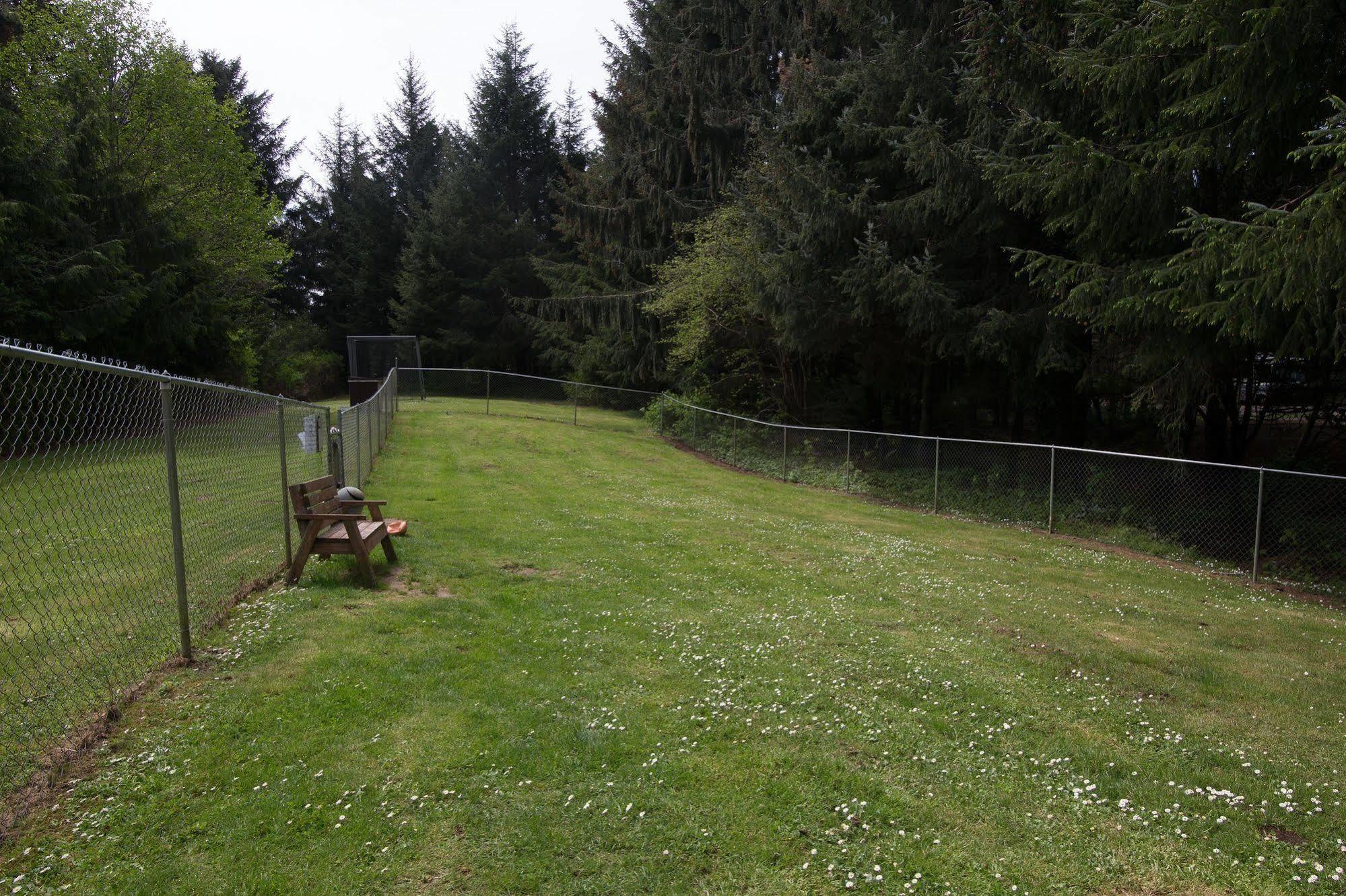 Whaler'S Rest Rv & Camping Resort Holiday Beach Exterior photo